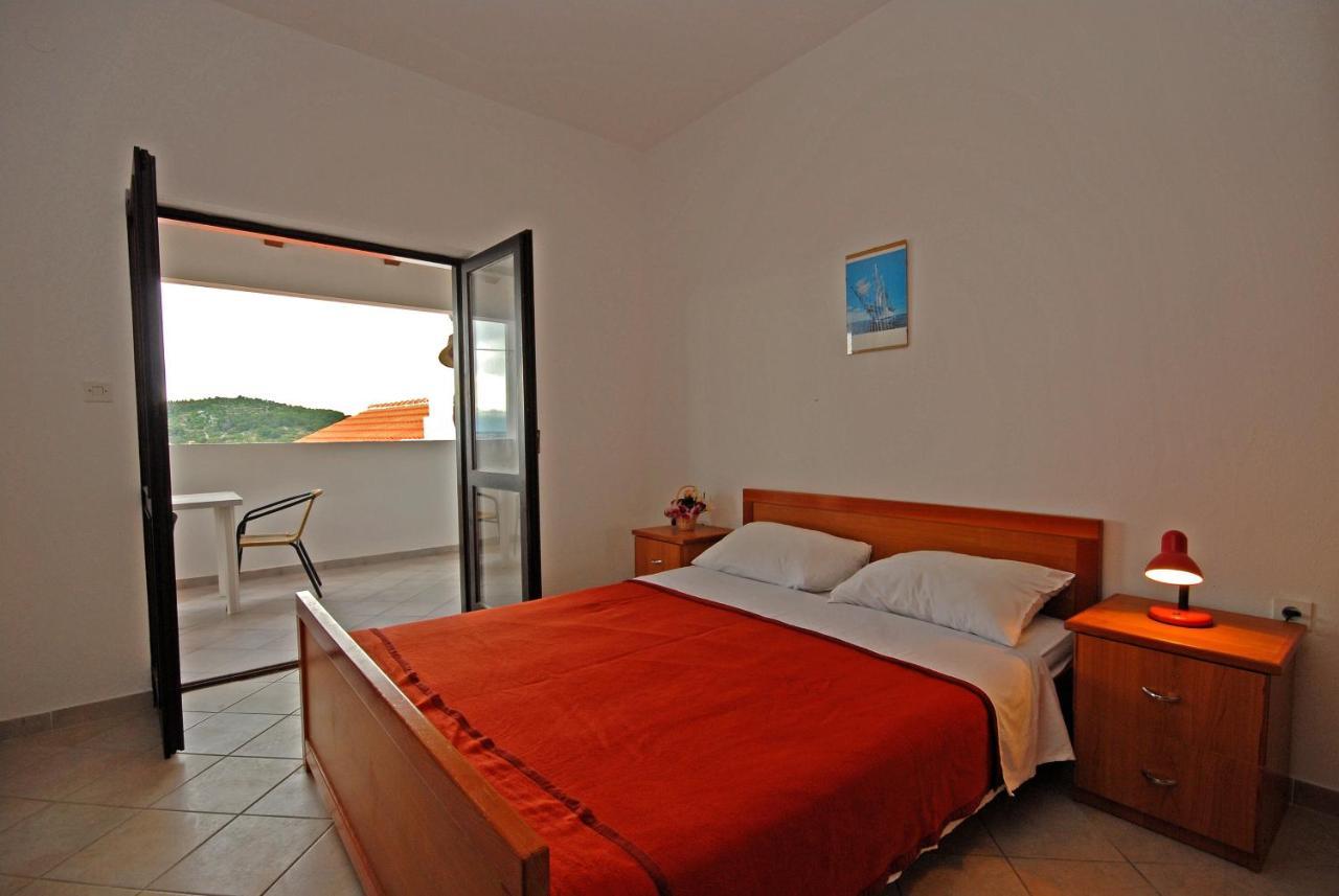Apartments And Rooms With A Swimming Pool Kali, Ugljan - 14083 Экстерьер фото